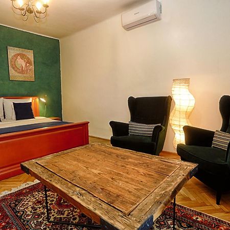 Union Square Apartment By Nux Kaloşvar Dış mekan fotoğraf